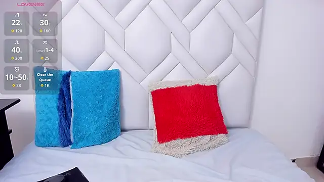 Analia18  online show from November 7, 1:22 pm