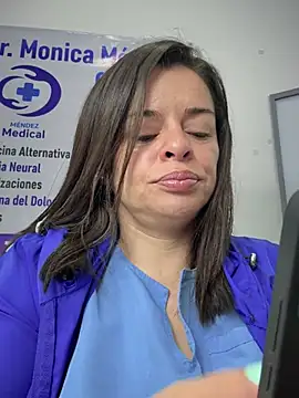 Snapshot of NATHALIA-28_ chatting on March 22, 1:47 pm NATHALIA-28 online show from March 22, 1:47 pm