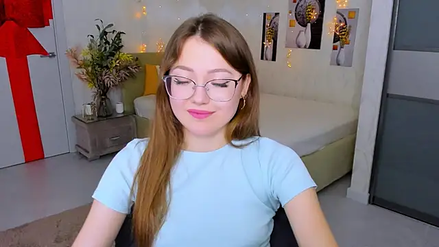 SereneFlame online show from February 10, 4:04 pm