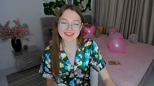 SereneFlame online show from February 17, 11:31 pm