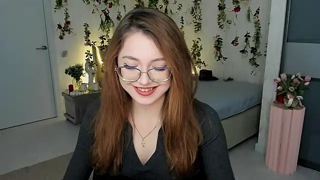 SereneFlame online show from April 24, 3:58 pm