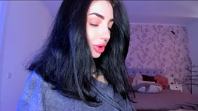 NancyLovee  online show from June 2, 1:46 pm