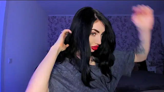 NancyLovee  online show from June 4, 7:42 pm