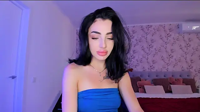 NancyLovee  online show from July 25, 2:36 pm