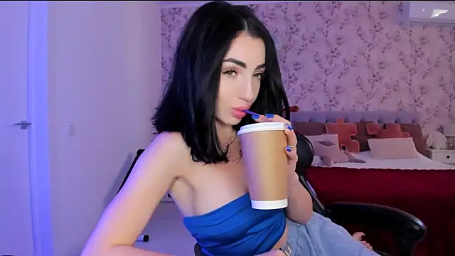 NancyLovee  online show from July 27, 2:02 pm