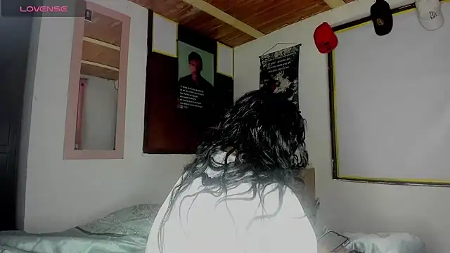 Snapshot of Nenita_Hot_ chatting on October 10, 4:11 am Nenita Hot online show from October 10, 4:11 am