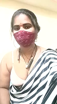 Snapshot of anitha906 chatting on January 4, 9:21 am anitha906 online show from January 4, 9:21 am