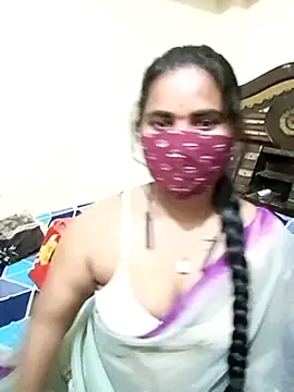 Snapshot of anitha906 chatting on January 14, 11:31 am anitha906 online show from January 14, 11:31 am