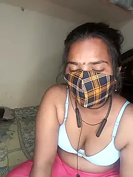 Snapshot of anitha906 chatting on January 21, 1:54 pm anitha906 online show from January 21, 1:54 pm