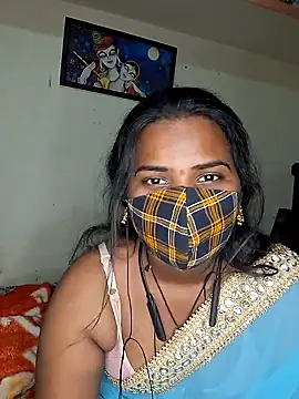 Snapshot of anitha906 chatting on March 6, 7:43 pm anitha906 online show from March 6, 7:43 pm