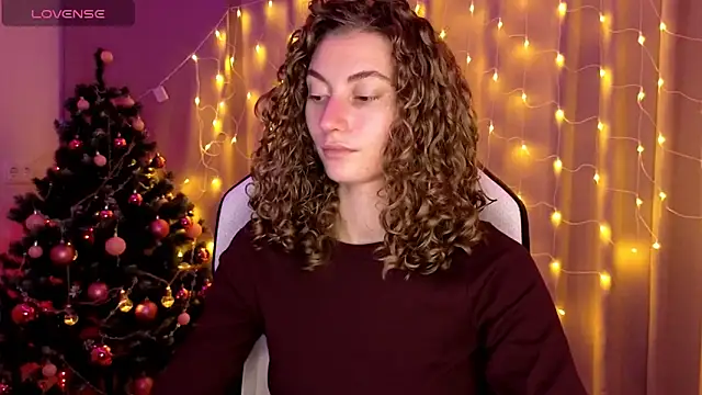 lady curls online show from December 16, 11:07 pm