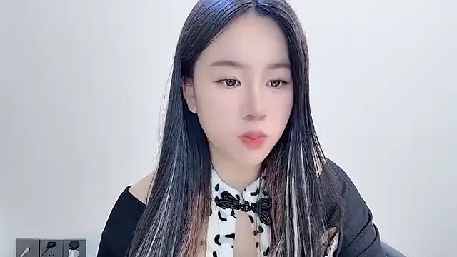 chloe-01 online show from December 16, 4:28 am