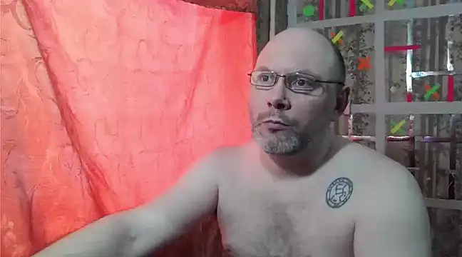 Snapshot of AgnichBan chatting on February 17, 6:42 am AgnichBan online show from February 17, 6:42 am