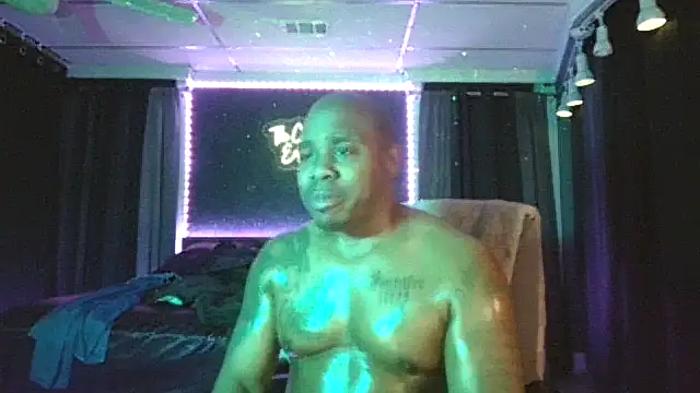 Snapshot of Dcrush17 chatting on March 19, 7:18 am Dcrush17 online show from March 19, 7:18 am