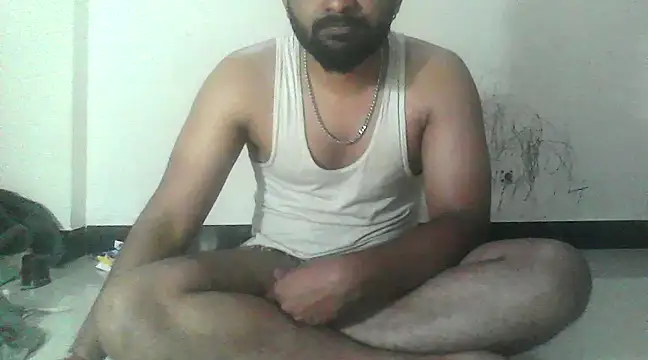 Snapshot of HotKhushi13 chatting on February 9, 1:35 pm HotKhushi13 online show from February 9, 1:35 pm