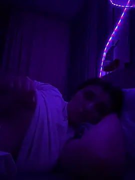 Jadelli online show from February 9, 2:17 am