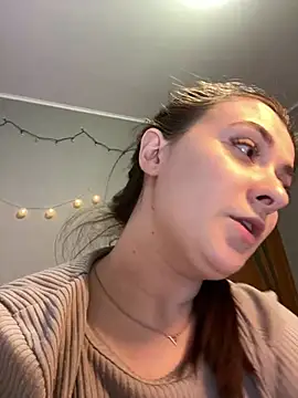 Jadelli online show from March 2, 7:23 pm