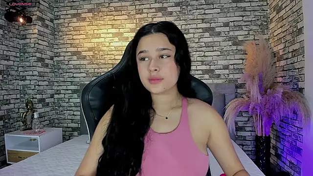 Snapshot of ariadna_milano chatting on January 11, 12:40 pm ariadna milano online show from January 11, 12:40 pm