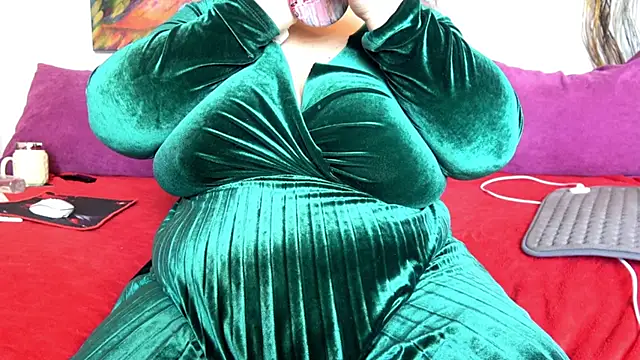 Snapshot of lindalovesexy chatting on March 22, 6:43 am lindalovesexy online show from March 22, 6:43 am