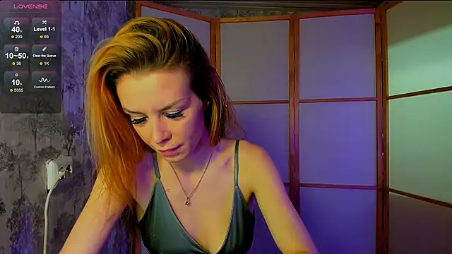 Snapshot of the_perfectgirl chatting on September 22, 7:16 pm the perfectgirl online show from September 22, 7:16 pm