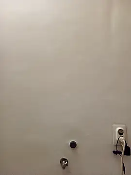 Virgin Pussy Love online show from December 21, 9:11 pm