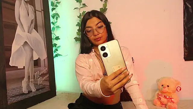 sofi soft  online show from January 20, 11:43 pm