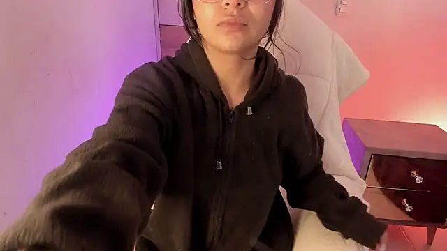 sofi soft  online show from July 19, 6:22 pm