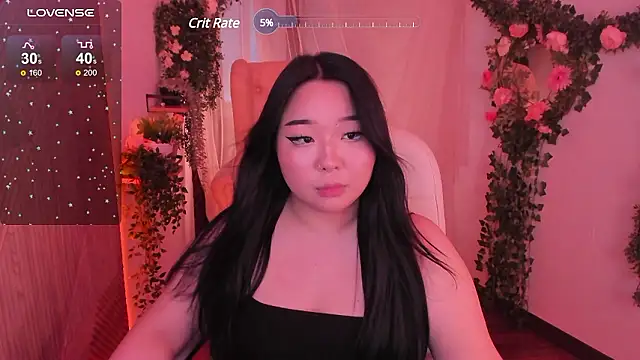 Snapshot of mei_honey_ chatting on December 5, 9:06 am mei honey  online show from December 5, 9:06 am