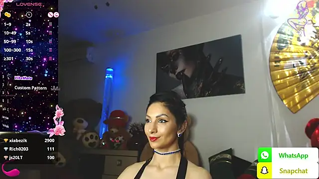 EvelynAisha online show from February 19, 10:31 pm