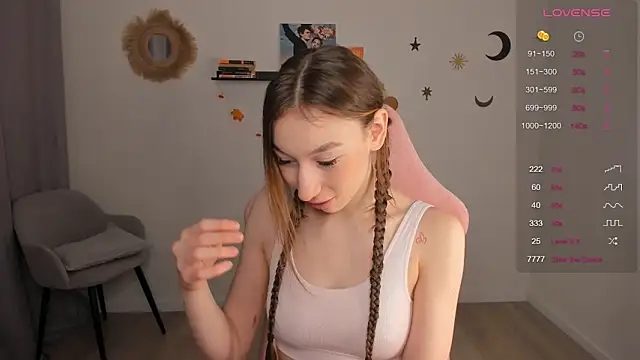 Cassie Ice online show from November 30, 4:00 pm