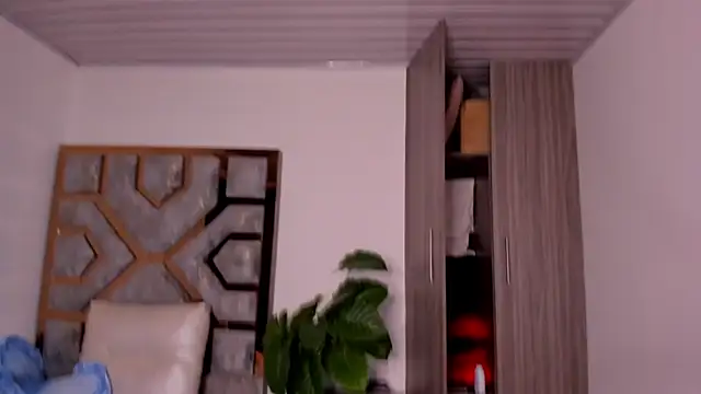 BRITHANY SPARK online show from January 31, 1:54 am