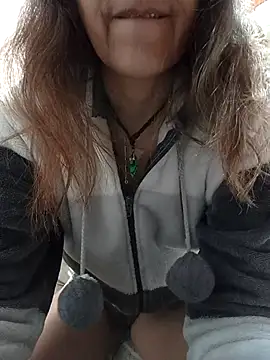 NanitaFun online show from December 5, 3:04 am