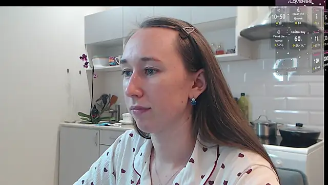 Snapshot of --Model--2 chatting on September 16, 8:32 pm --Model--2 online show from September 16, 8:32 pm