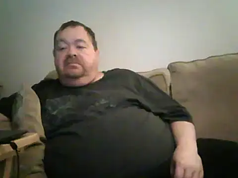 Snapshot of hitman_35 chatting on December 3, 4:58 am hitman 35 online show from December 3, 4:58 am