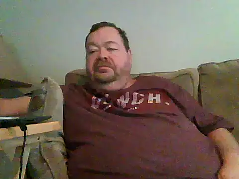 Snapshot of hitman_35 chatting on November 24, 4:29 pm hitman 35 online show from November 24, 4:29 pm