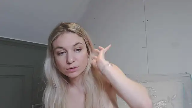 carlaaa online show from January 14, 12:22 am