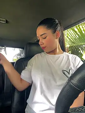  Luana online show from December 3, 5:33 pm