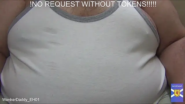 Snapshot of WANKERDADDY_EH01 chatting on February 4, 12:16 am WANKERDADDY EH01 online show from February 4, 12:16 am