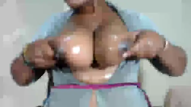 boobassymom online show from February 11, 5:40 pm