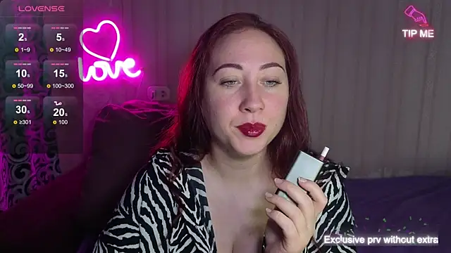 KellyCrystall online show from September 24, 6:06 am