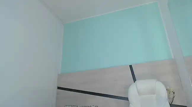 Snapshot of violeta_leon chatting on January 18, 11:11 pm violeta leon online show from January 18, 11:11 pm