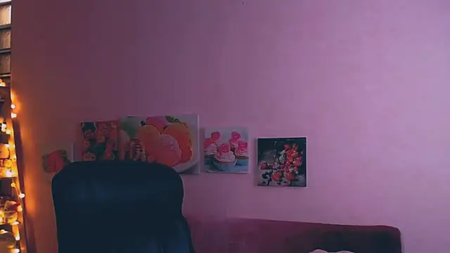 Hot Milady online show from January 27, 10:16 am