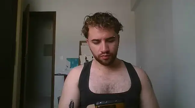 Snapshot of TomAlex chatting on January 28, 12:11 pm TomAlex online show from January 28, 12:11 pm