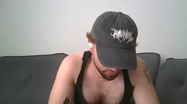 Snapshot of TomAlex chatting on February 1, 1:51 pm TomAlex online show from February 1, 1:51 pm