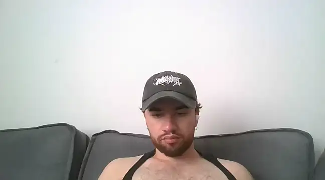 Snapshot of TomAlex chatting on February 2, 1:52 pm TomAlex online show from February 2, 1:52 pm