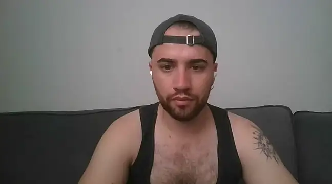 Snapshot of TomAlex chatting on March 5, 12:33 pm TomAlex online show from March 5, 12:33 pm