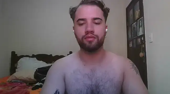 Snapshot of TomAlex chatting on March 9, 12:09 pm TomAlex online show from March 9, 12:09 pm