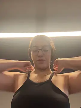 Snapshot of StaceyJones1 chatting on March 13, 9:48 pm StaceyJones1 online show from March 13, 9:48 pm