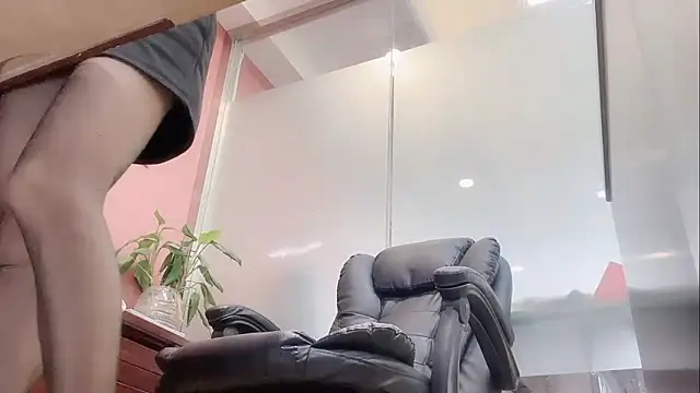 QianF-666 online show from December 20, 2:51 am