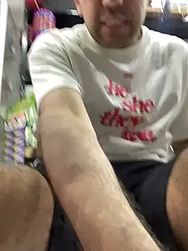 JuanZapata33 online show from March 15, 9:38 pm